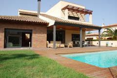 luxury villa in calafell